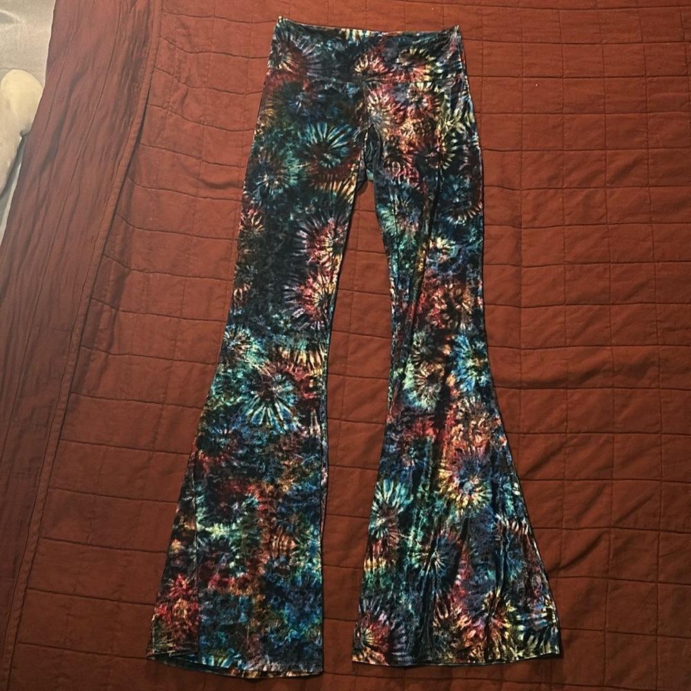 Rainbow Tie-Dye Velvet Flared Yoga Pants/Leggings